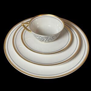 MCM Royal Jackson Parisienne Riviera Pair of Swans with Fish 4 Piece Place Set